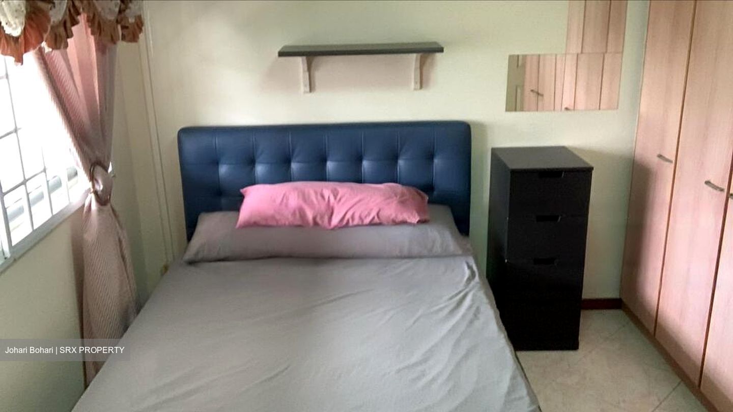 Blk 161 Yung Ping Road (Jurong West), HDB Executive #550389621